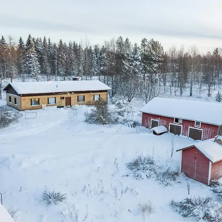 Apartamento Perinteikaes 3 Makuuhuoneen Koti *