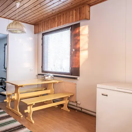 Perinteikaes 3 Makuuhuoneen Koti